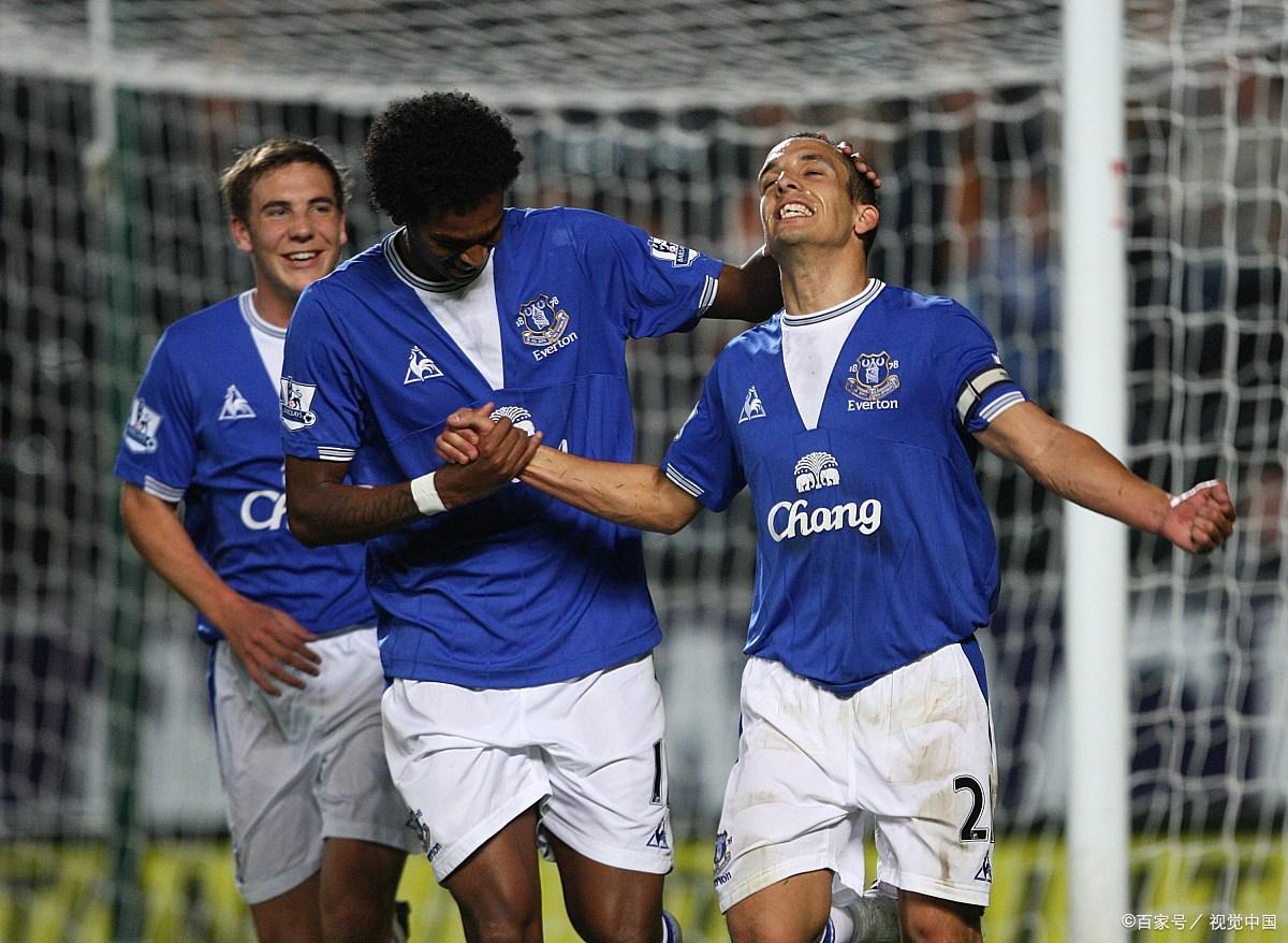 而在他的感 而在他的感