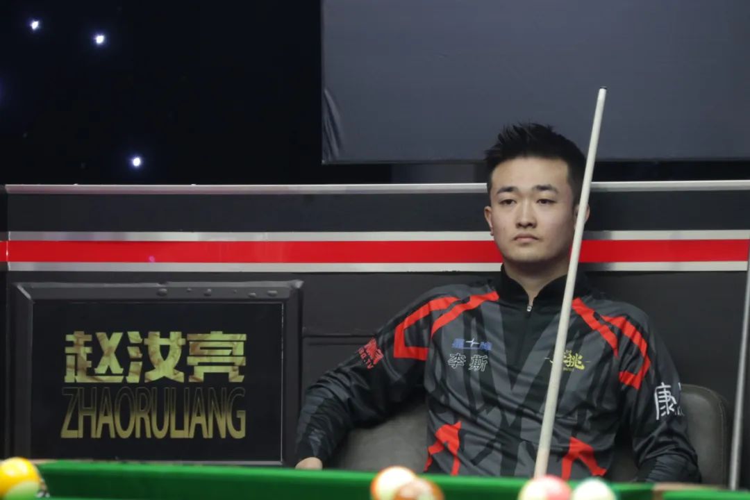 对手内线更 对手内线更