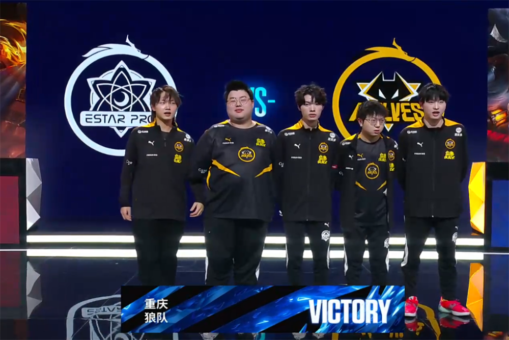 钟扳平了比 钟扳平了比